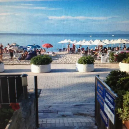 Akrotiri Beach House Ferienhaus *
